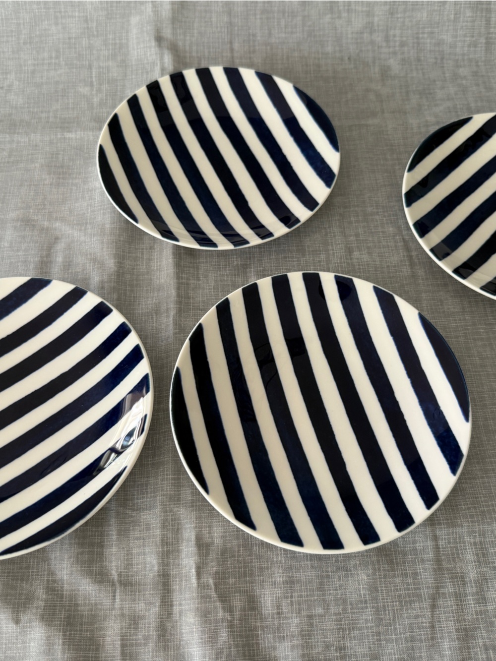 Kate Spade Charlotte Street Small Accent plates